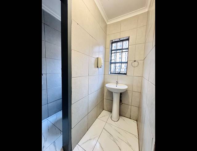 383M² BUSINESS FOR SALE IN WITBANK EXT 8